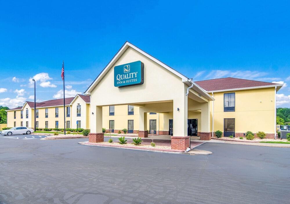 Picture of Quality Inn & Suites Canton, GA