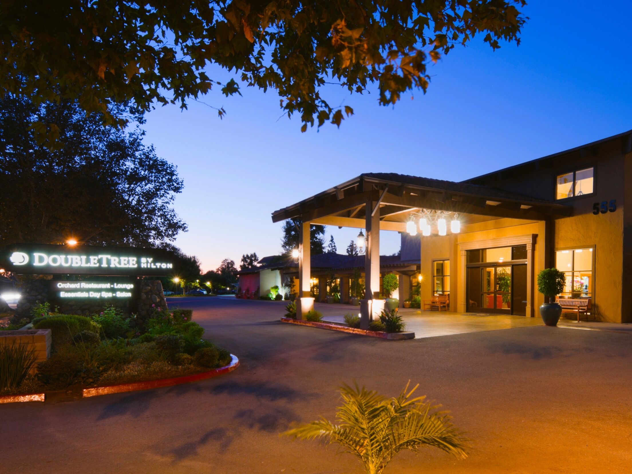 Picture of DoubleTree by Hilton Hotel Claremont