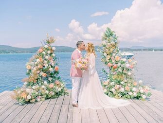 31 Easter Wedding Ideas for a Springtime Fete