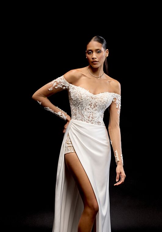 Justin Alexander Signature Sauda Fit-and-Flare Wedding Dress - 4