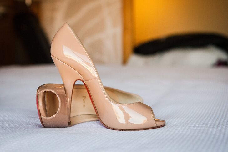 Laura wore classic nude Christian Louboutin high heels to complete her bridal look.