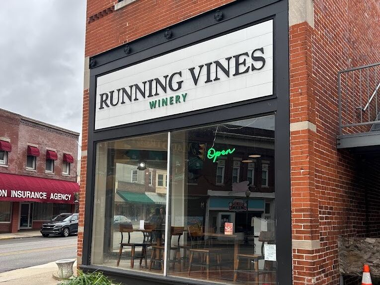 Picture of Running Vines Winery