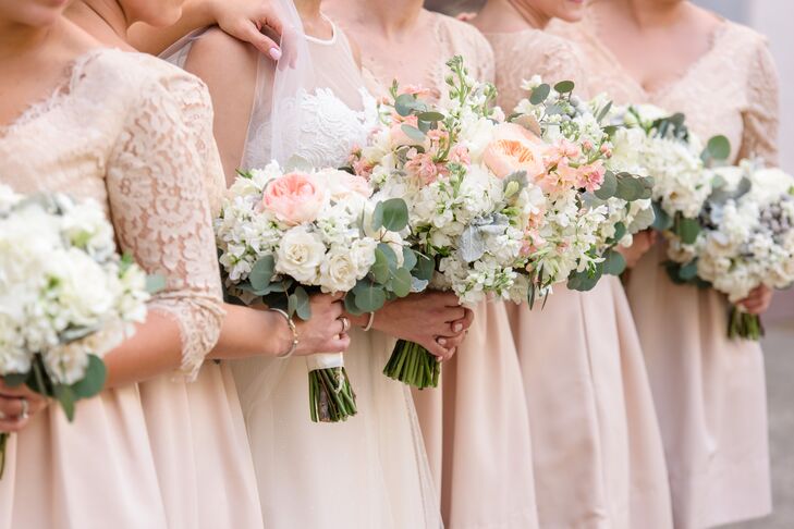 Natural Eucalyptus-Leaf Bouquet