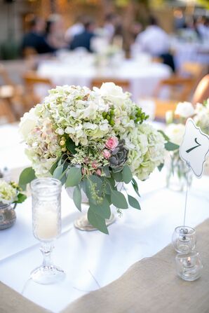 Natural White, Green Texas Reception Flowers