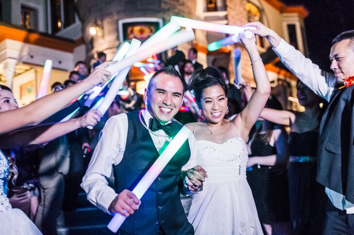 DJ Michael McNeil of Ovation Entertainment passed out favors during different songs such as Michael Jackson gloves, feather boas, light up rings, foam glow sticks, and maracas.