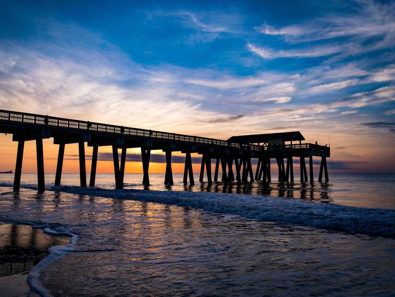 Picture of Tybee Beach Pier and Pavilion
