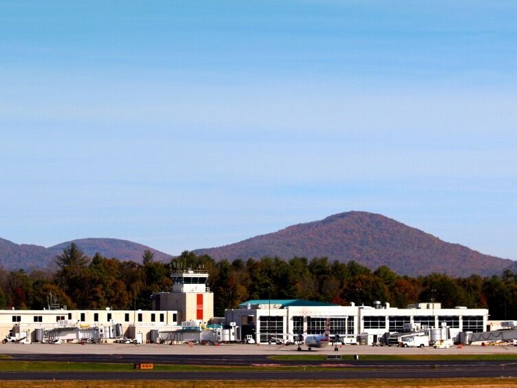Picture of Asheville Regional Airport