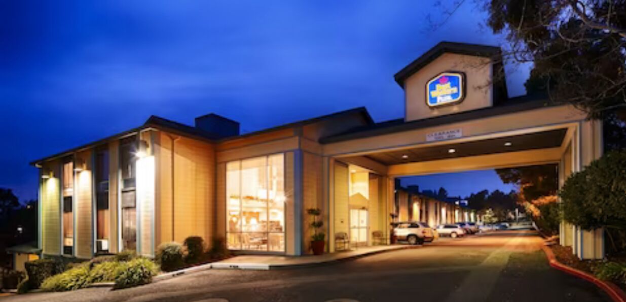 Picture of Best Western Plus Heritage Inn