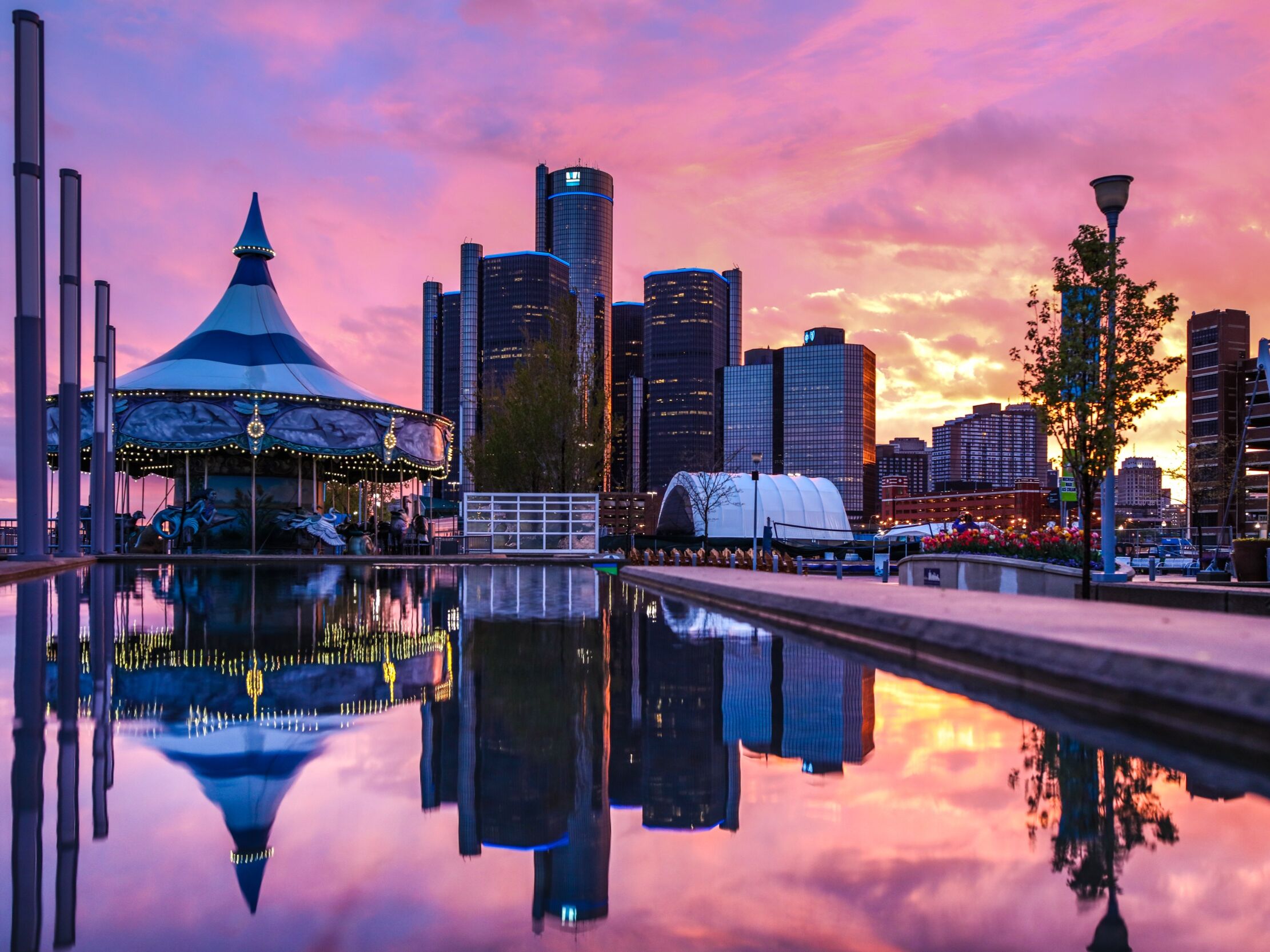 Picture of Detroit River Walk