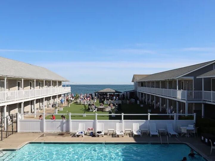 Picture of Three Seasons Resort