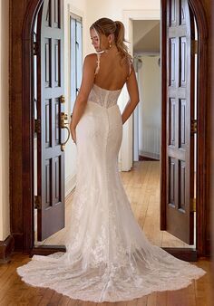 Essense of Australia D4437 Fit-and-Flare Wedding Dress