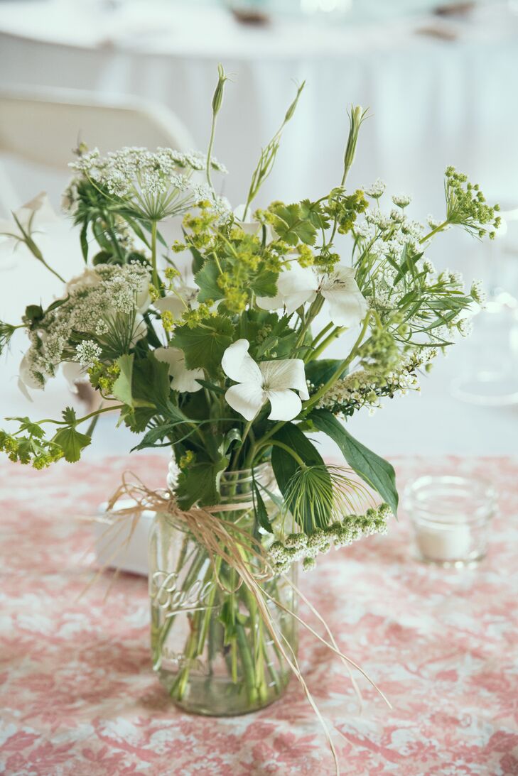 Queen Anne's lace in mason jar centerpieces