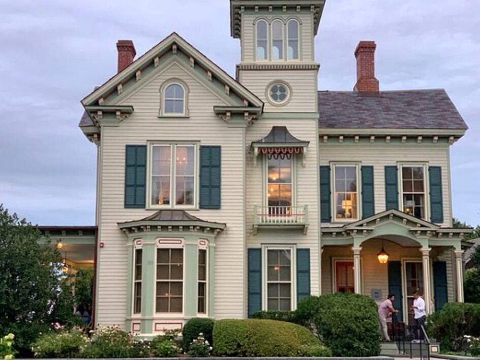 Picture of Jedediah Hawkins Inn