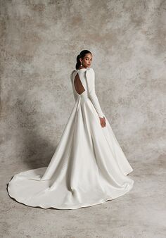 Justin Alexander Signature Sabira Ball Gown Wedding Dress