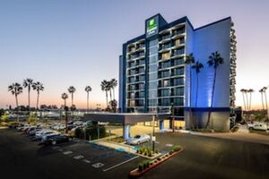 Picture of Holiday Inn Express&Suites Santa Ana Orange County an IHG Hotel