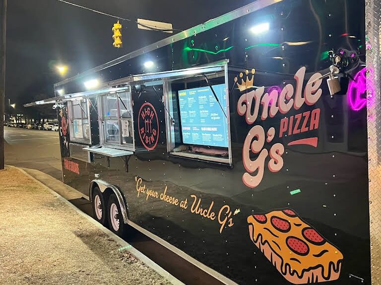 Picture of Uncle G's Pizza at Ghost Train