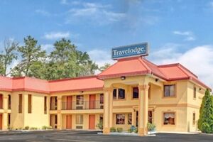 Picture of Travelodge by Wyndham Forest Park Atlanta South