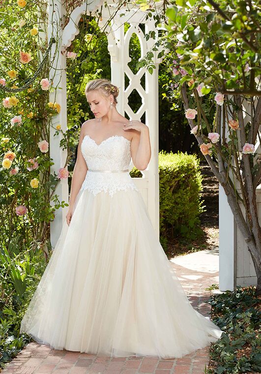 Casablanca Bridal Style 2282 Hydrangea Ball Gown Wedding Dress - 6