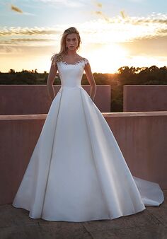 PRONOVIAS IRLAN A-Line Wedding Dress