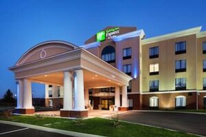 Picture of Holiday Inn Express & Suites Newport S an IHG Hotel