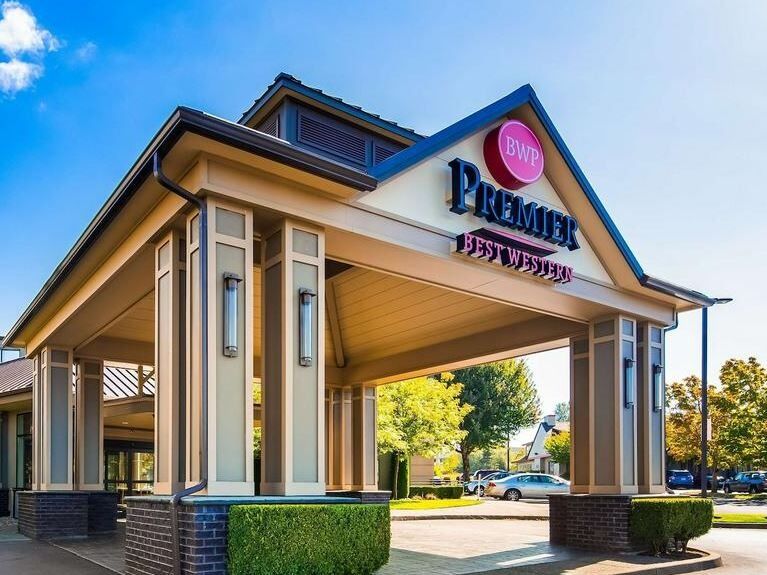 Picture of Best Western Plus Plaza Hotel & Conference Center