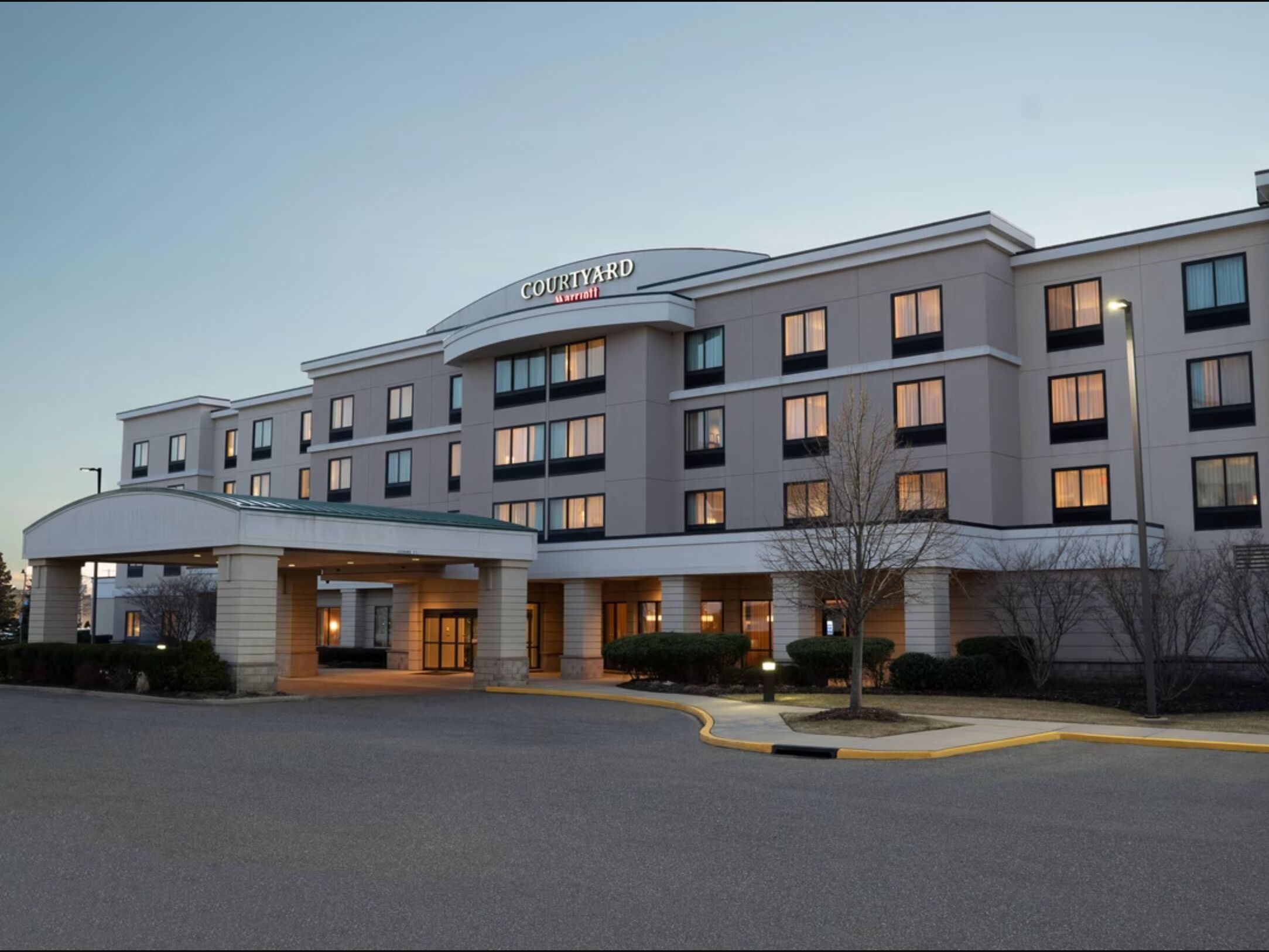 Picture of Courtyard by Marriott Republic Airport Long Island/Farmingdale