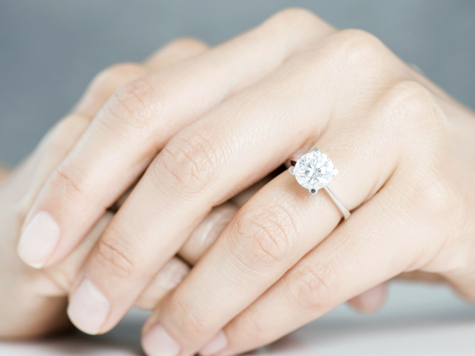 How to Stop Biting Your Nails Before Your Wedding