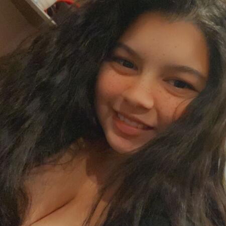 Nesie Reyes 