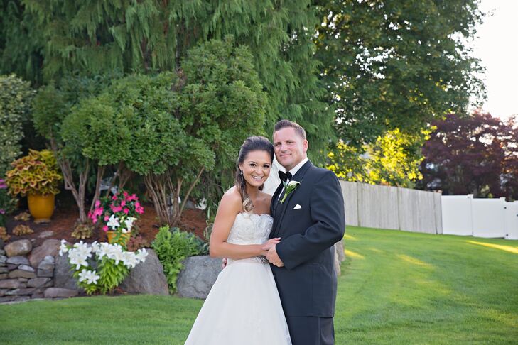 Straight out of one of the best romantic comedies, Mariel Gonsalves (24 and a makeup artist) and Jeff Torren (32 and a UPS driver) met when Jeff deliv