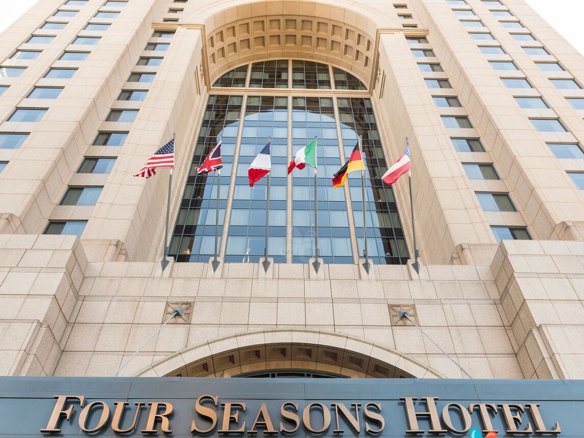 Picture of four seasons hotel midtow