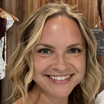 Courtney Maurer