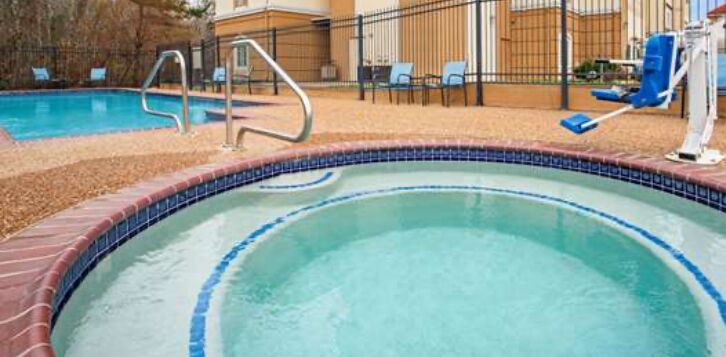 Picture of La Quinta Inn & Suites by Wyndham Palestine