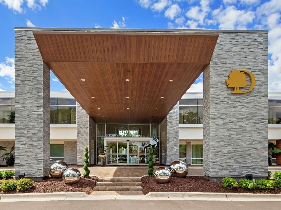 Picture of The Kingsley Bloomfield Hills - a Doubletree by Hilton