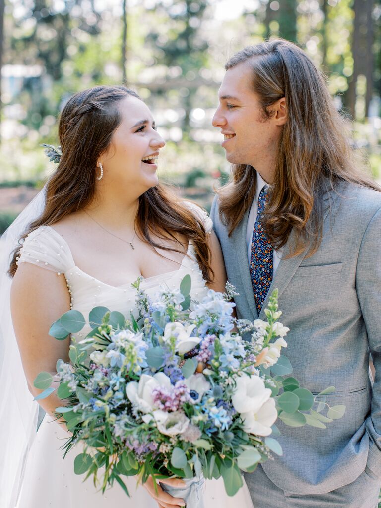 Rocking long hair for the best men's wedding hairstyle