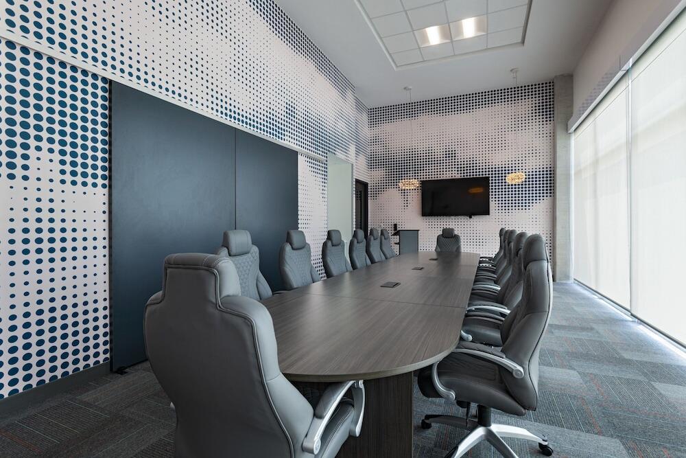 Picture of Aloft Omaha West