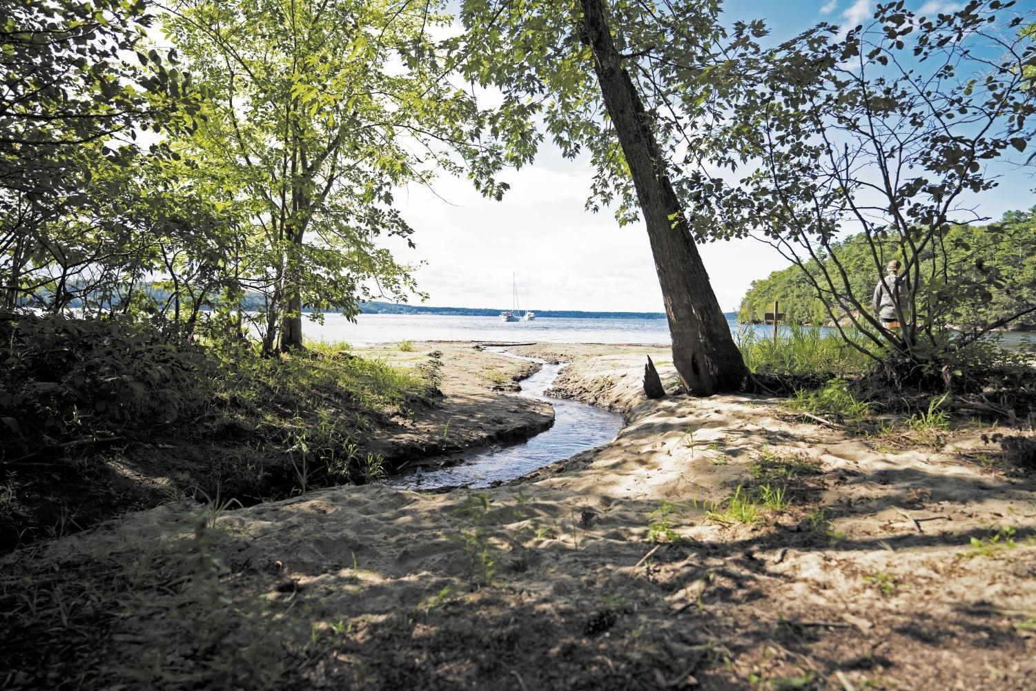 Picture of Niquette Bay State Park