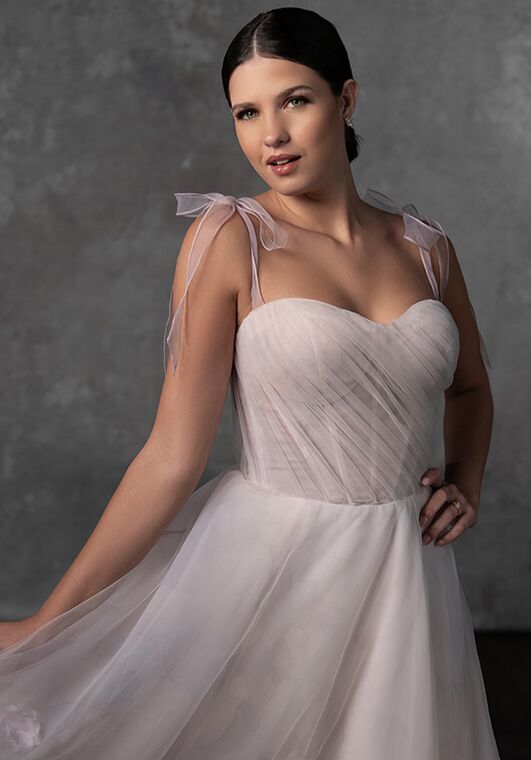 Essense of Australia D4320 A-Line Wedding Dress - 3
