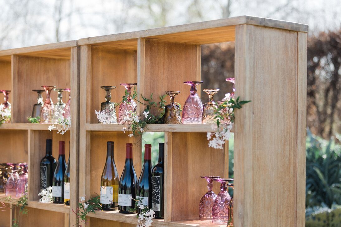 A Guide to Having a Self-Service Wedding Bar at Your Reception