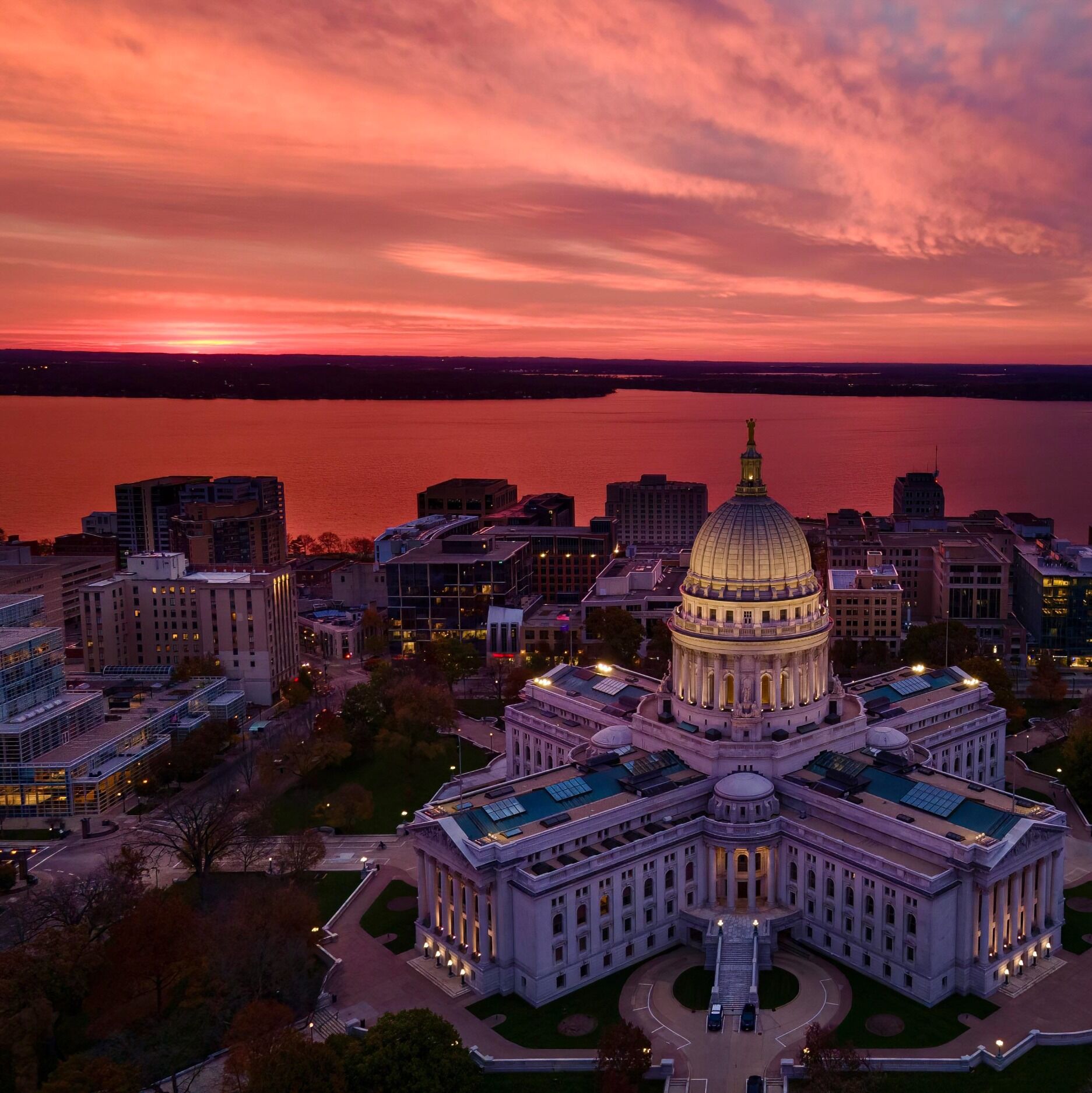 Picture of Wisconsin State Capitol