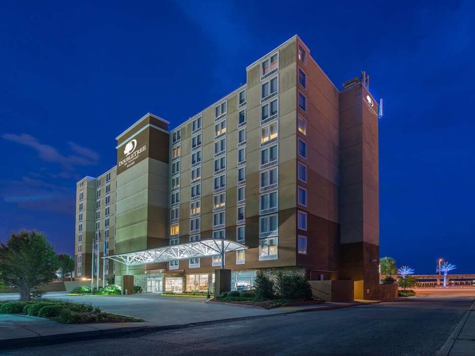 Picture of Hilton Doubletree in Biloxi