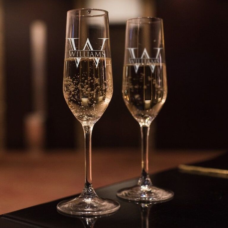 monogrammed wedding champagne flutes 