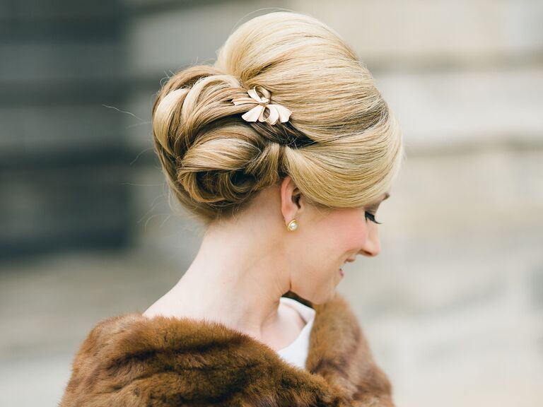 Wedding Hairstyles Vintage Chic Brooch