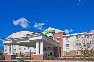 Picture of Holiday Inn Express Hotel & Suites Charlotte