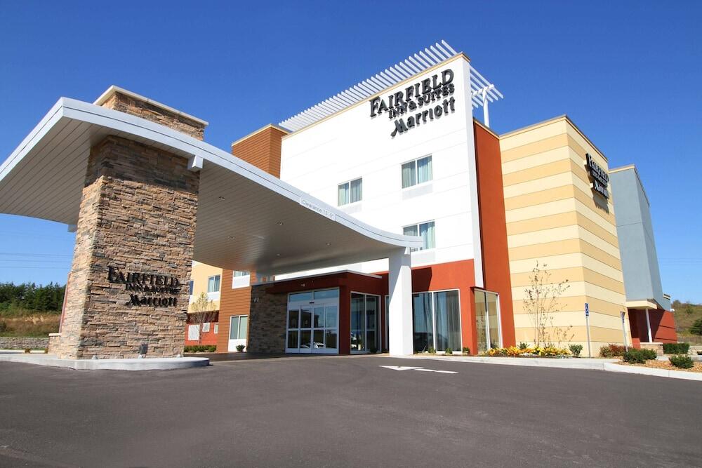Picture of Fairfield Inn & Suites by Marriott London