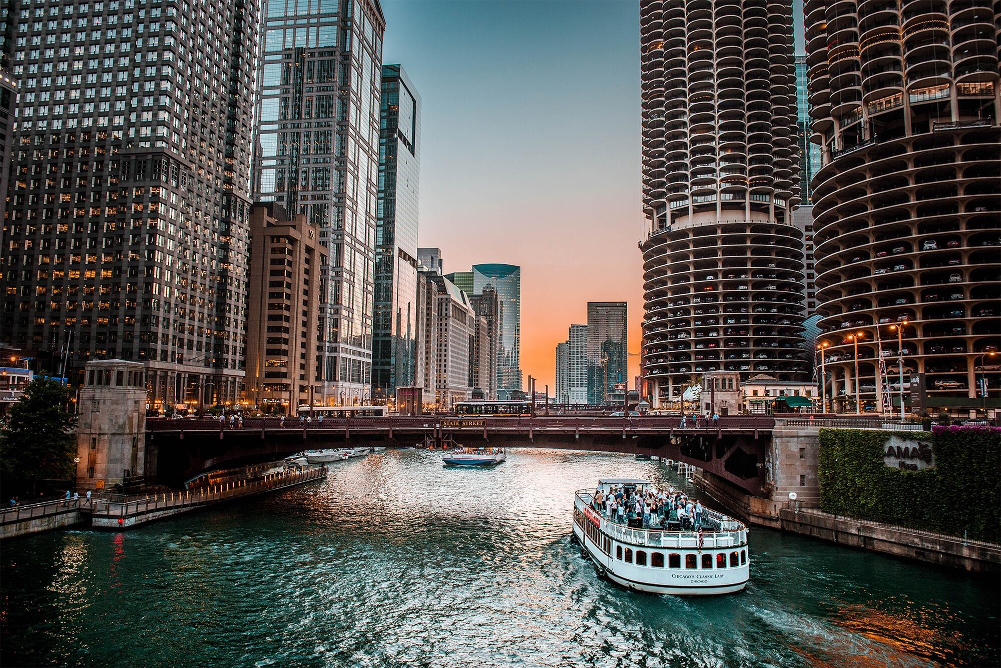 Picture of Chicago River Architecture Tour