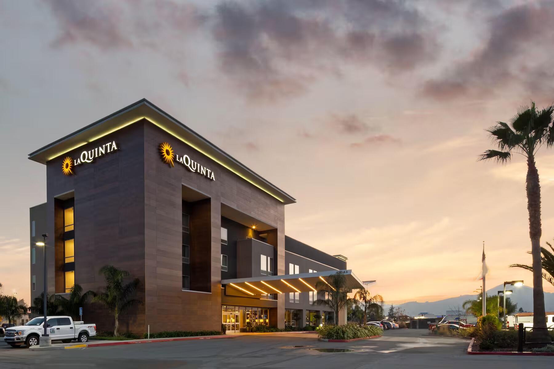 Picture of La Quinta Inn & Suites by Wyndham Morgan Hill-San Jose South