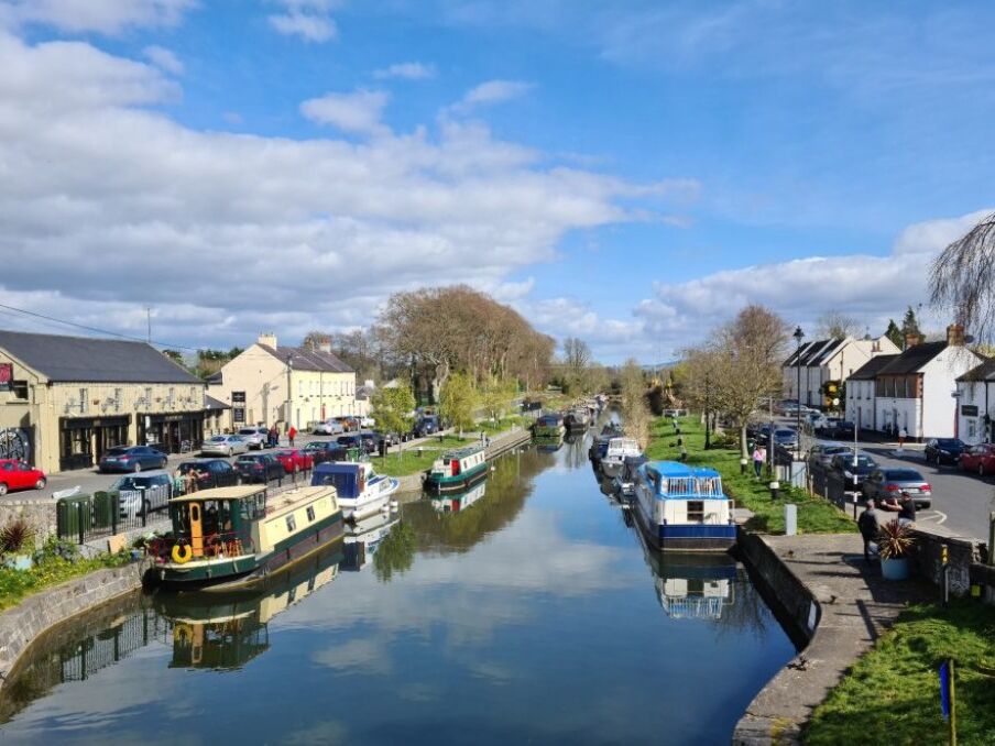 Picture of Royal Canal Boat Trips