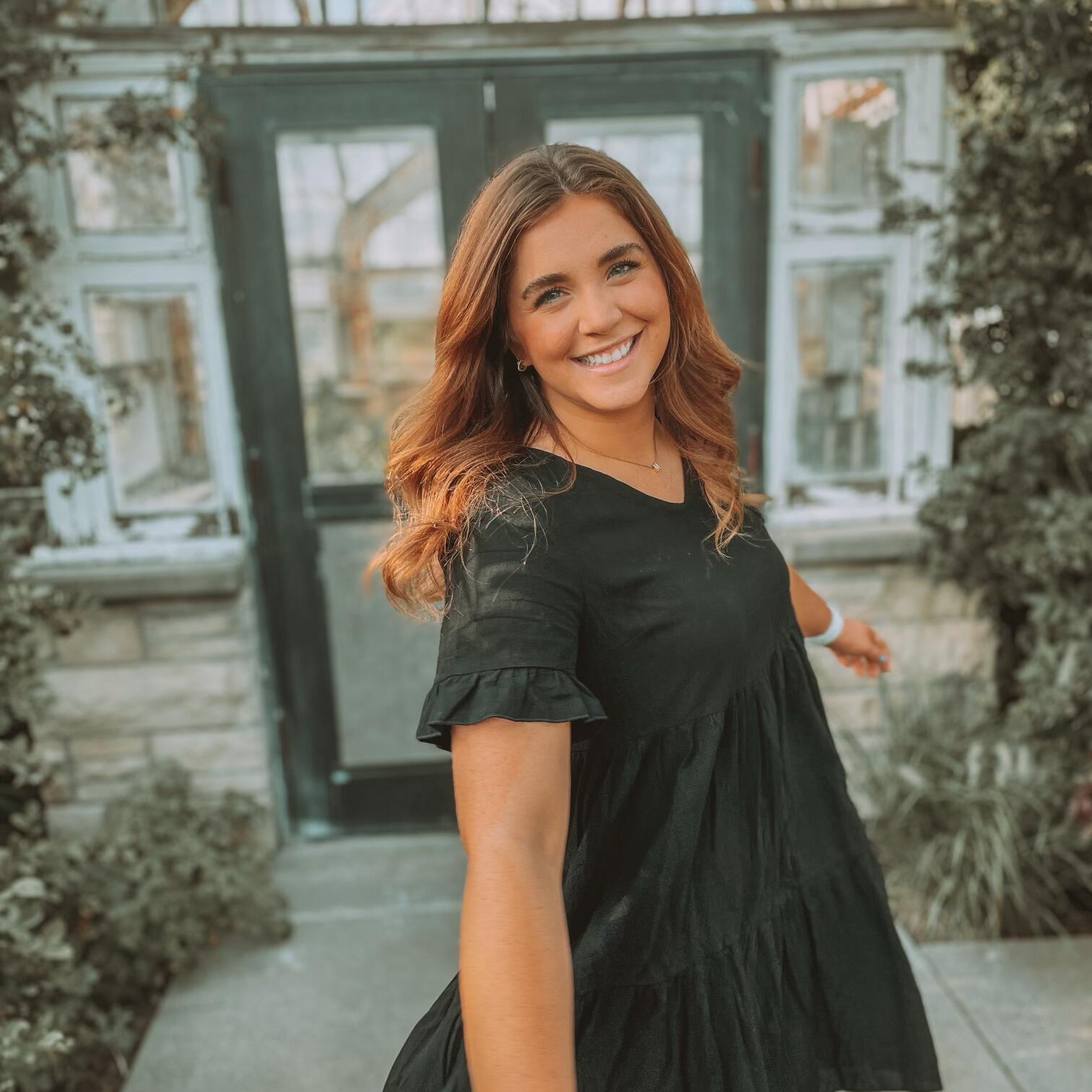 Kinsey Menold