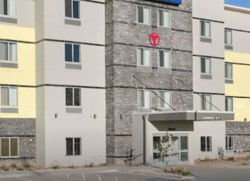 Picture of Days Inn & Suites by Wyndham Lubbock Medical Center