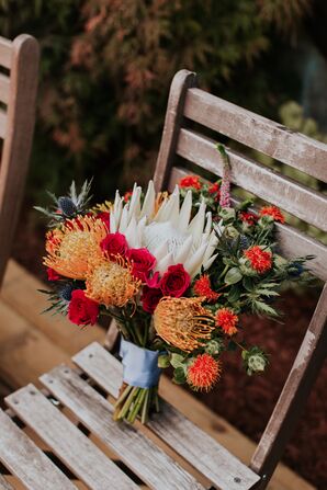 Modern Bouquet with Orange Pinchshion Proteas and Red Roses